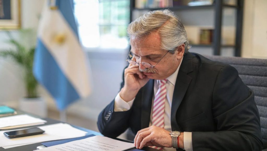 “Cuidar a todos, a todas y a todes” afirmó Alberto Fernández en una carta abierta