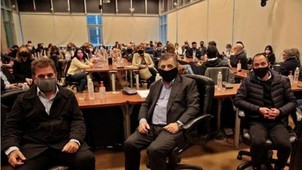 ¿Diputados de Cambiemos y la UCR voceros y defensores de Clarin y Techint?