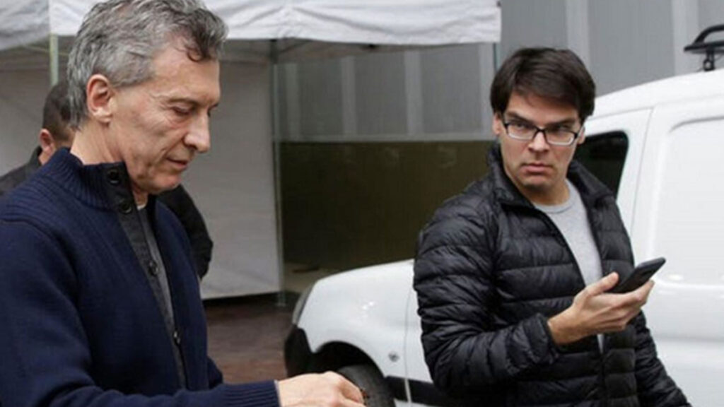 Secretario privado de mauricio macri