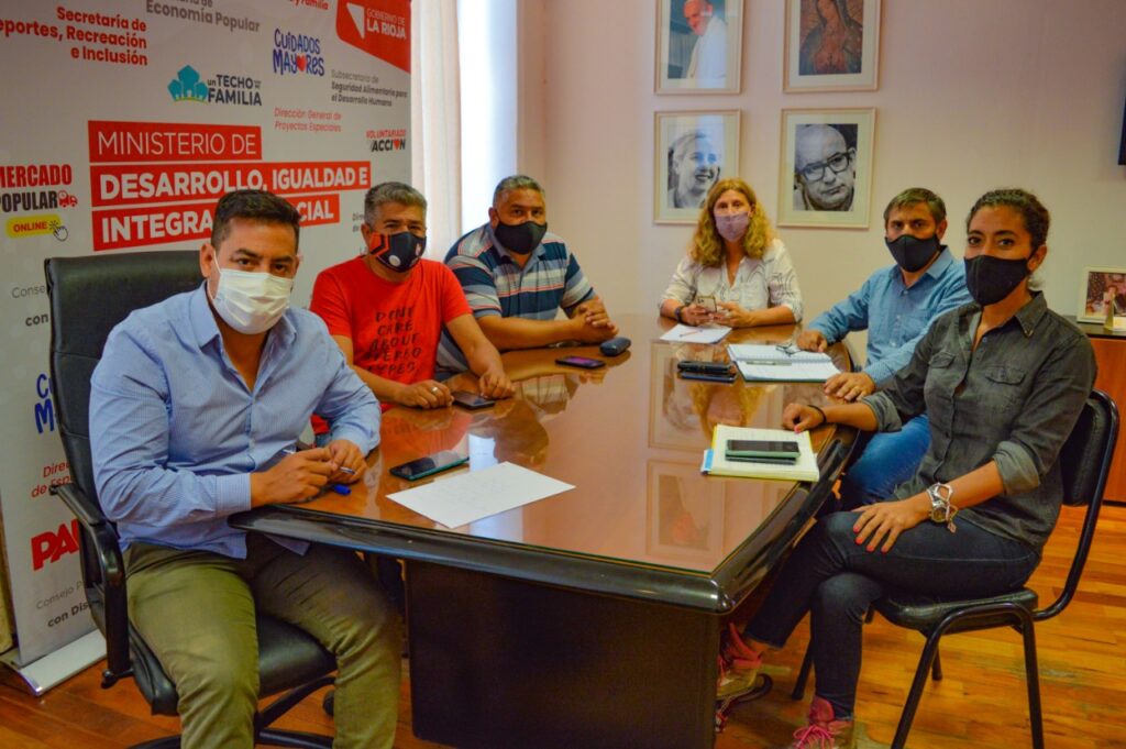 El gobierno provincial arreglará calles y accesos a barrios y asentamientos de la ciudad capital de La Rioja  afectados por el último temporal