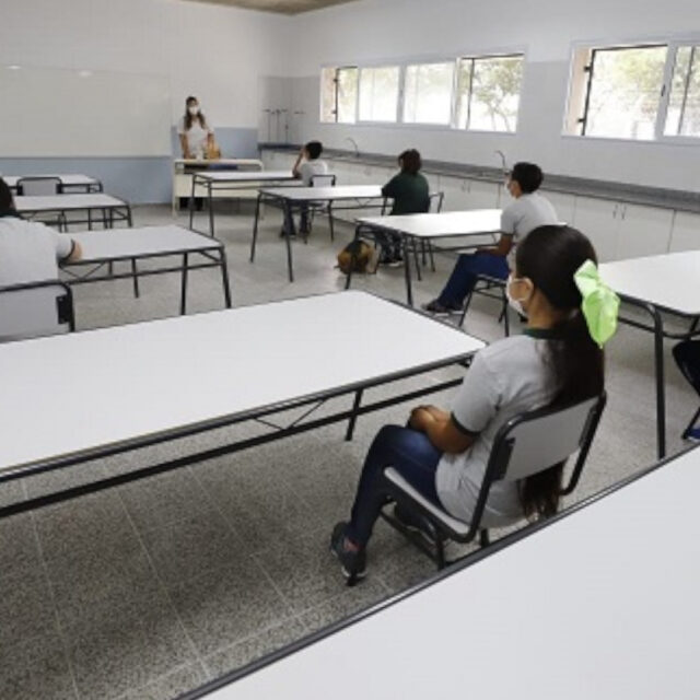 se suspenden las clases en argentina 2021