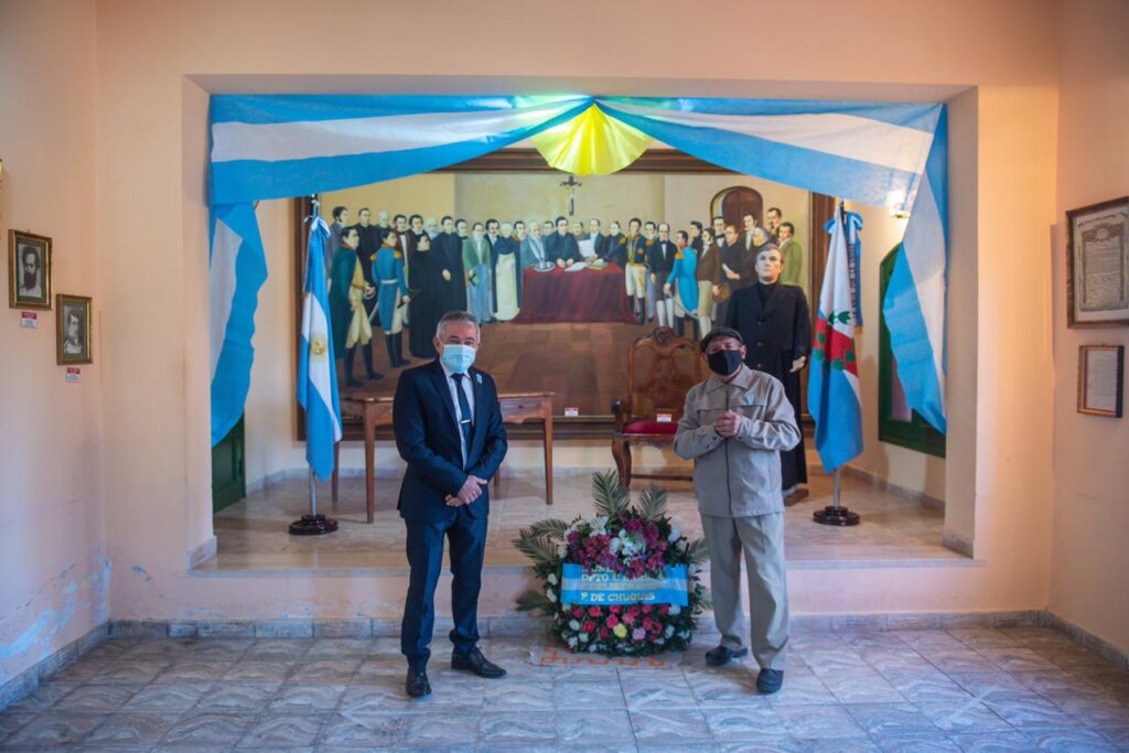 Con un sentido reconocimiento a Castro Barros se conmemoró el Día de la Independencia