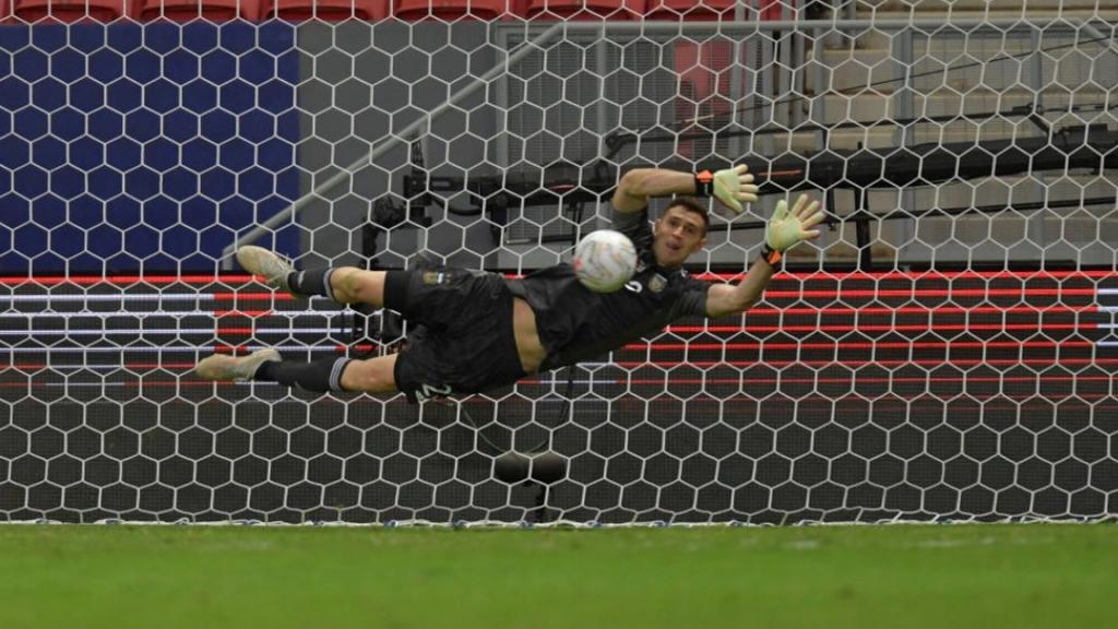 arquero de argentina vs colombia