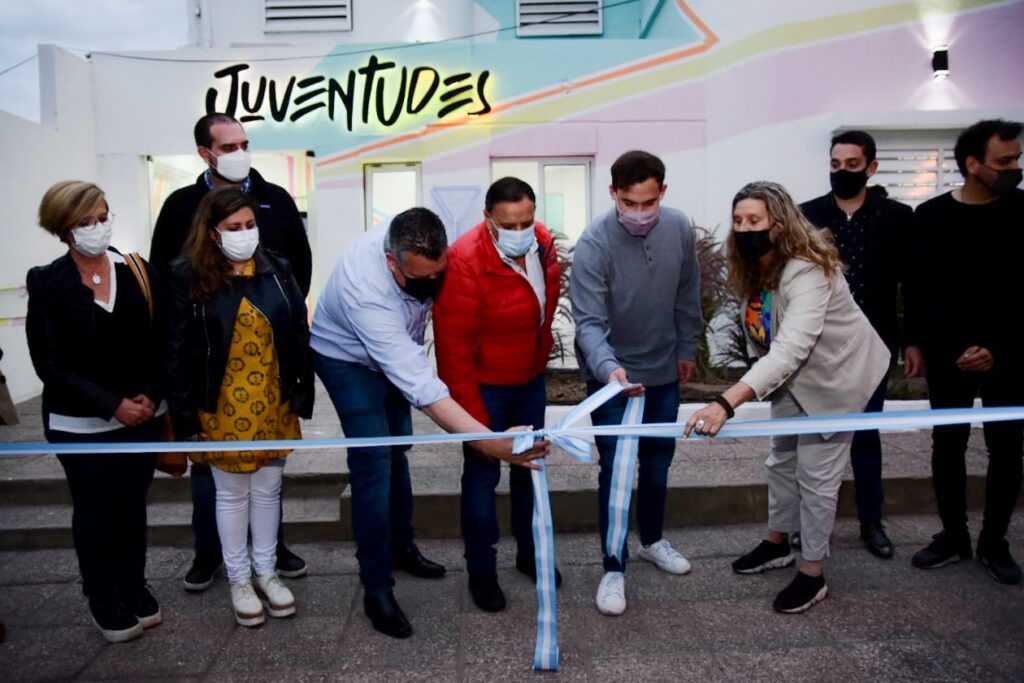 El gobernador riojano ratificó su compromiso y apoyo a las juventudes