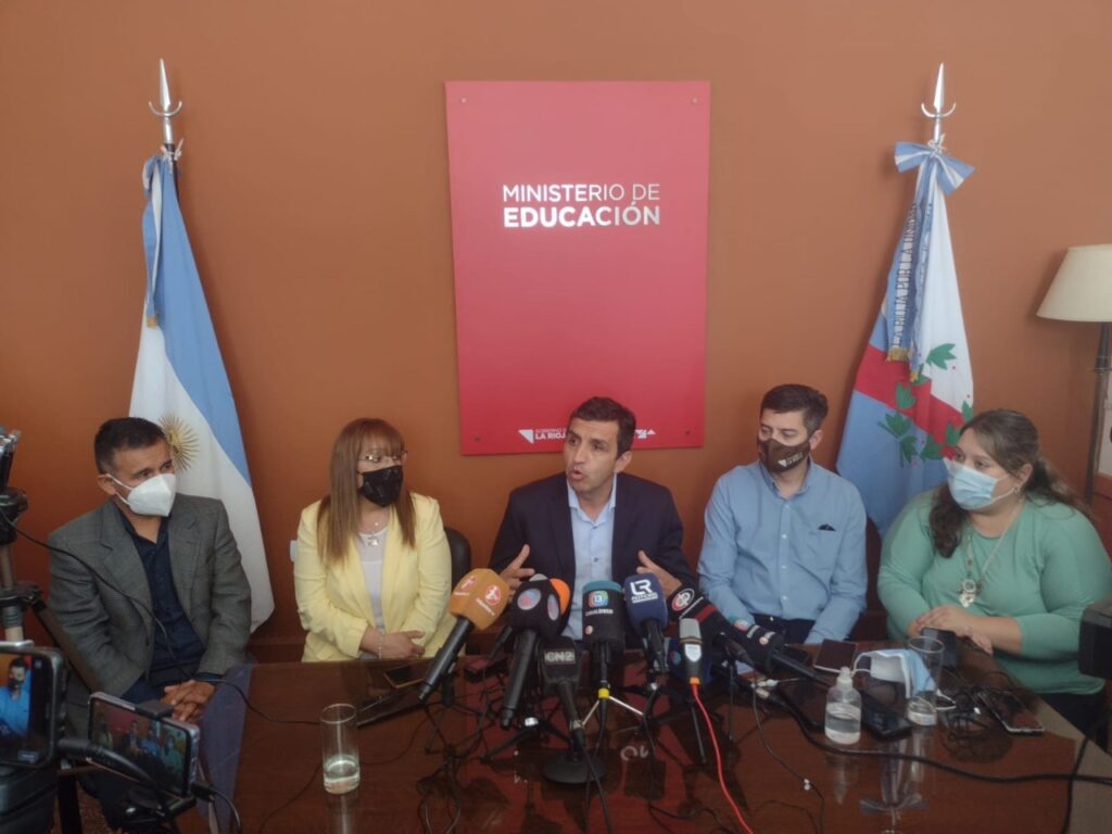 La Rioja vuelve a la presencialidad plena y cuidada en las escuelas