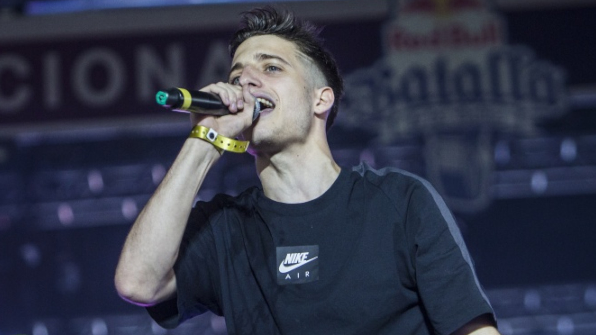 Oscuro 脡xtasis Wos present贸 su segundo 谩lbum que cuenta con la