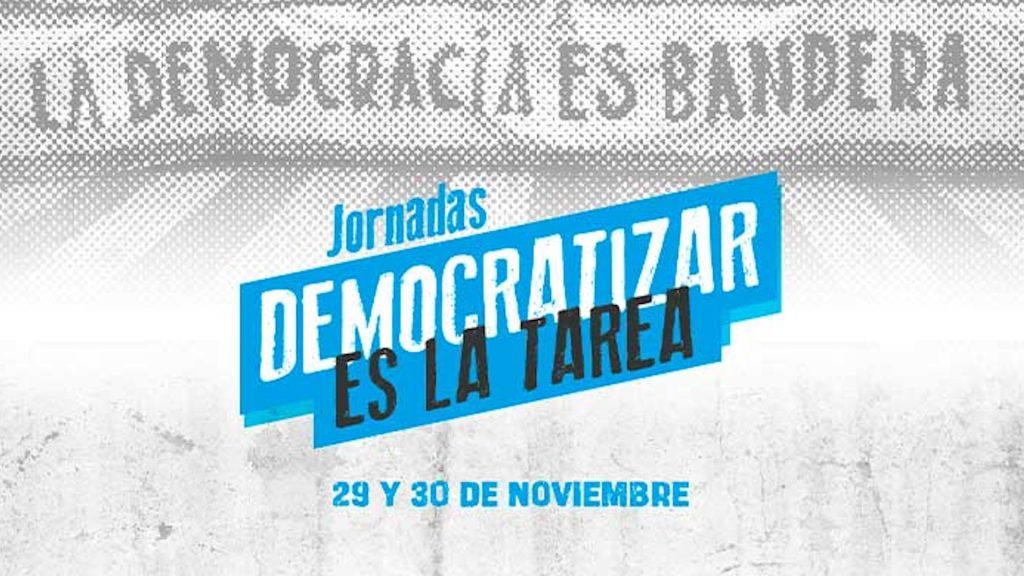 Marcelo Piñeyro, Benjamín Naishtat, Liliana Mazure, Virna Molina y Ernesto Ardito en las jornadas “Democratizar es la tarea” en La Plata