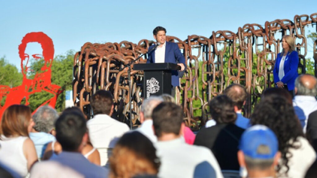 Kicillof: “Soberanía, independencia y justicia social, ese es nuestro compromiso ante los patriotas que dieron su vida»