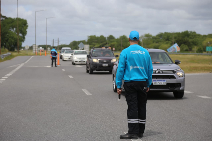 Tolerancia Cero: Inhabilitan un conductor por manejar con  1.28 g/l de alcohol en sangre y a otro por relizar videollamadas al volante