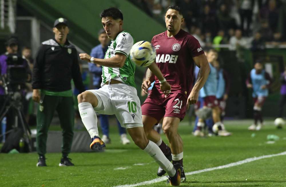Banfield derrotó 2-1 a Lanús en el clásico del Sur