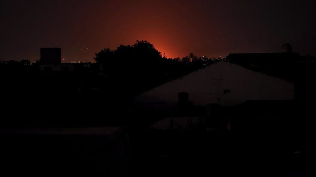 Fin de año a oscuras en Lomas de Zamora: más de mil vecinos sin luz en medio de una ola de calor histórica